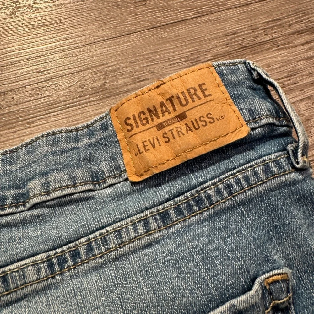Levis socialflare curated